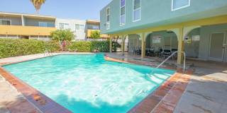 Reseda Continental Apartments Gallery 10
