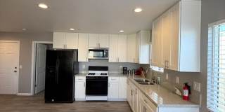 Gorgeous Furnished 3 Bedroom 2 Bath home Gallery 1