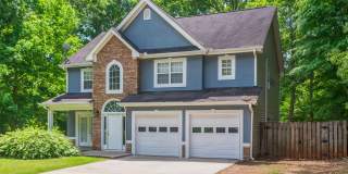 Luxurious Oasis with Unbeatable Move-In Deal in Covington Gallery 1