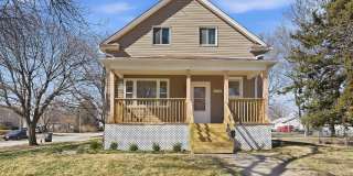 Spacious 4-Bedroom Home for Rent in Council Bluffs Gallery 1