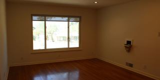2-BEDROOM IN TERRELL HILLS Gallery 7