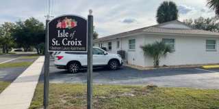 SPACIOUS 1 BEDROOM 1 BATH APARTMENT HOME LOCATED IN ST PETERSBURG FL Gallery 1