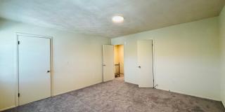 2 Bedroom, 1.5 Bath Townhouse Gallery 10