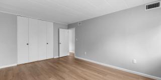 Welcome to modern living in the heart of Ghent! Gallery 12