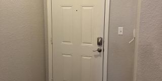 8539 GATE Parkway W Gallery 4