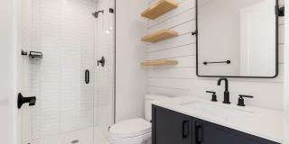 Modern Queen Anne Retreat with Rooftop Deck & Designer Finishes Gallery 15