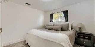 7056 W Rowland Ave Unit B Gallery 5