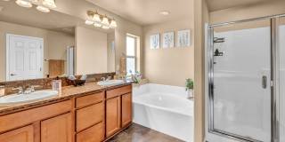 VALUE-PACKED 4 BEDROOM HOME WITH LARGE WALK-IN CLOSETS NEAR UNR Gallery 34