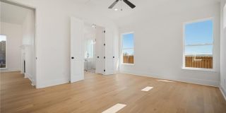 7627 Woodbine LN Gallery 16