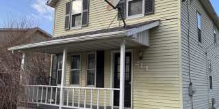 214 Bentley Ave-Single family home Gallery 1