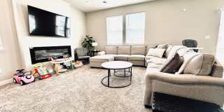 Beautiful and Spacious 4 Bedroom Home / New Construction! Gallery 4