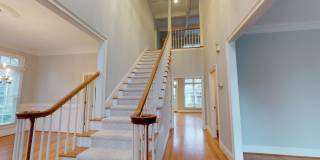 Stunning Brick Home in Cotswold in Quiet cul-de-sac Gallery 17