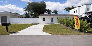 4396 SW 25th Ter Gallery 1