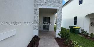 2740 SE 24th Ct Gallery 4