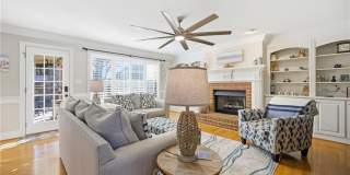 1137 Kingsbury DR Gallery 8