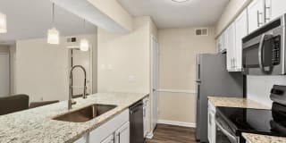 The Residence on Lamar Gallery 26