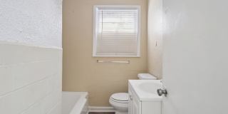 Close to Local Amenities and Downtown Gallery 15
