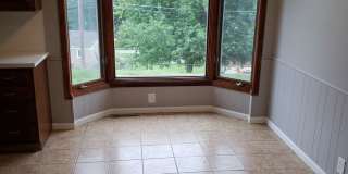 3 bed 2 bath Newly Remodeled Gallery 5