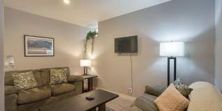 4BD, 3BA Home Walking Distance to RiNo Gallery 15