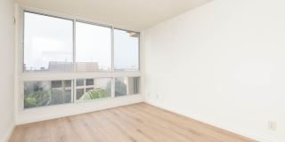 8225 Manitoba Gallery 9