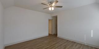 8118 Hendrick Dr Gallery 17