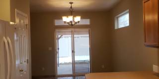 Airway Heights 3 Bed 2.5 bath plus LARGE rec. room. Gallery 5