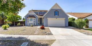 Gorgeous 4 Bedroom with SOLAR in Shadow Lakes! Gallery 1