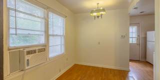 Cozy House With Great Yard Space! Cozy House With Great Yard Space! Gallery 6