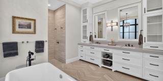 2425 Delmar Place Gallery 27
