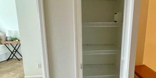 Townhome -2 bed 2.5 bath + bonus area Gallery 33