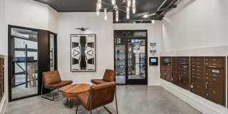 Artizia at Loso Gallery 33