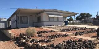 WINTER VACATION RENTAL - 4 Bedroom/1.5 Bath Gallery 5