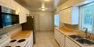 3 BED 2 BATH HOUSE WITH NEW LUXURY VINYL PLANK FLOORING Gallery 1