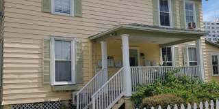 Unique 1 bedroom 1 bath apartment Gallery 1