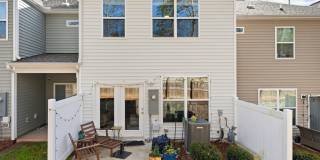 3be / 2.5ba Easy Access to Duke Townhouse Gallery 18