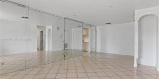 3521 NW 18th Pl Gallery 11