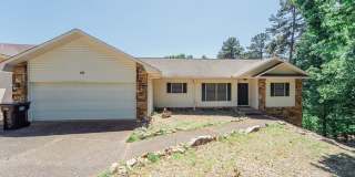 4 bed, 3 bath, home with privet sunroom off master. Gallery 1