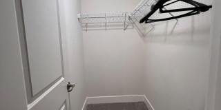 4563 SHAKESPEARE Circle Gallery 5