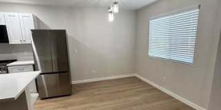 5115 N 22nd Avenue Gallery 7