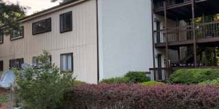 Lovely 2 Bedroom Condo in Raleigh Gallery 1