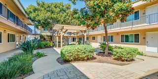 Woodlawn Gardens Apartments Gallery 9