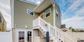 222 Hiering Avenue Gallery 18