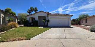 Clean and Cozy home in desirable area! Gallery 3