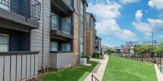 Forest Ridge Gallery 23