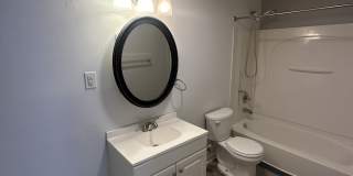 2500 Lindsay B - B3 2500 Lindsay B - B3 Gallery 3