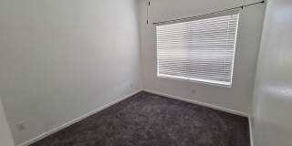 2 bed / 2 Bath Townhouse in Mesa! Gallery 11