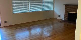 3 bedrooms, 2 Baths Ranch Home with Large, Fenced Yard in the River Crest Neighborhood! Gallery 5