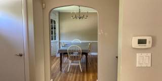 Beautiful single family house in a prime location in Newton Gallery 11