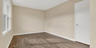 814 SHOWELL Court Gallery 9