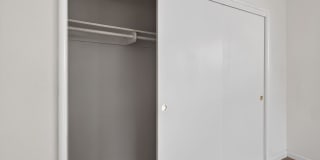 Charming 2BR Apartment in Fresno Gallery 27